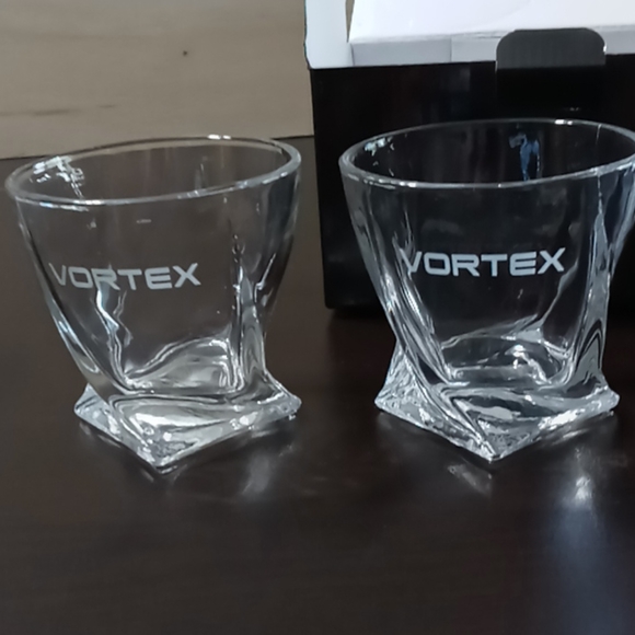 Mass Effect Other - NIB Mass Effect Glasses Set